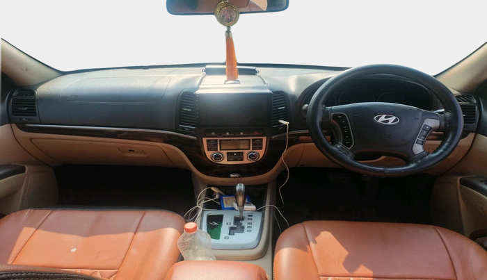 2012 Hyundai Santa Fe 4 WD AT, Diesel, Automatic, 96,169 km, interior