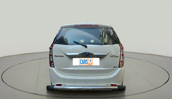 2016 Mahindra XUV500 W4, Diesel, Manual, 1,97,892 km, exterior