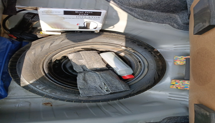 2020 Honda Amaze 1.2L I-VTEC S, Petrol, Manual, 66,953 km, tyre