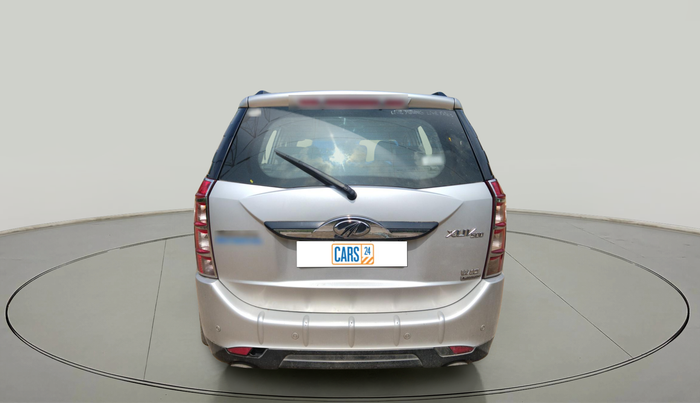 2017 Mahindra XUV500 W10 AT, Diesel, Automatic, 1,77,393 km, exterior