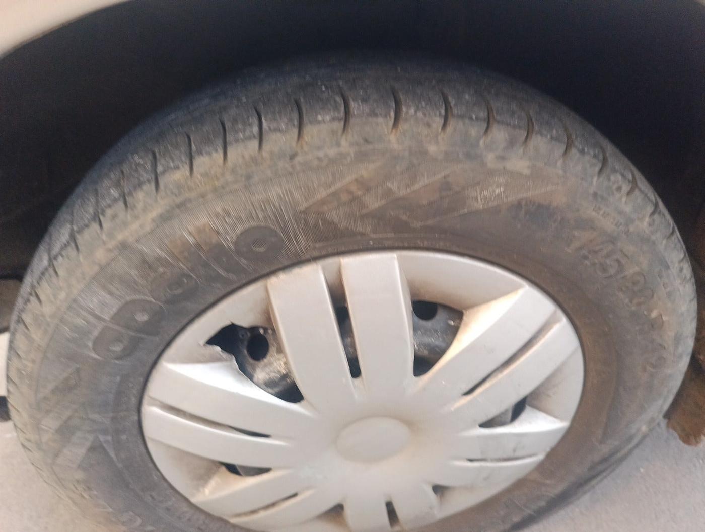 2010 Maruti Alto LXI, Petrol, Manual, 56,213 km, tyre