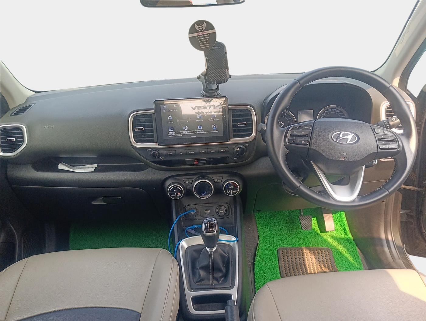 2021 Hyundai VENUE SX 1.0 TURBO IMT, Petrol, Manual, 55,643 km, interior