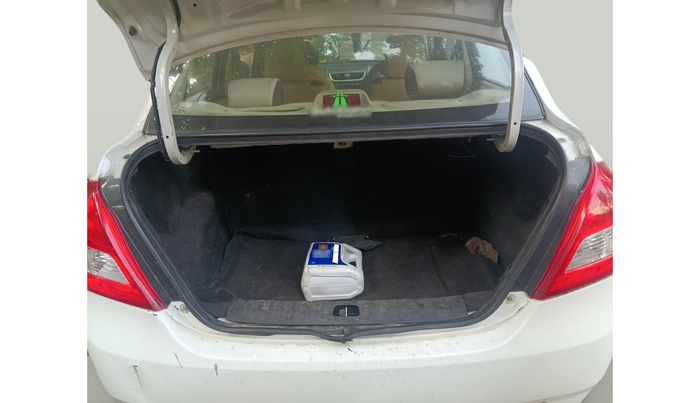 2014 Maruti Swift Dzire VXI, Petrol, Manual, 1,67,921 km, exterior