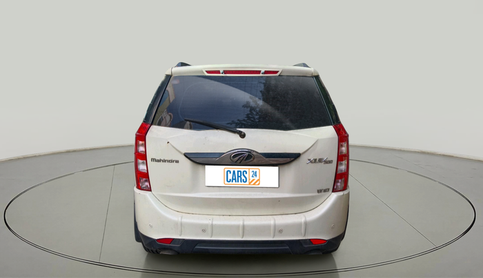 2015 Mahindra XUV500 W10, Diesel, Manual, 85,438 km, exterior