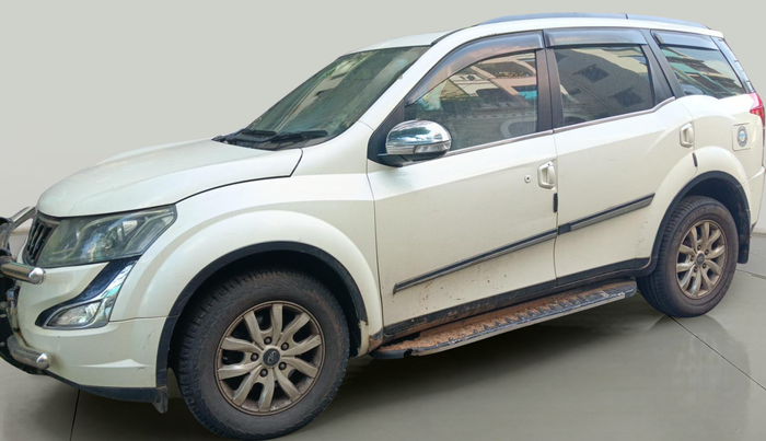 2015 Mahindra XUV500 W10, Diesel, Manual, 85,438 km, exterior