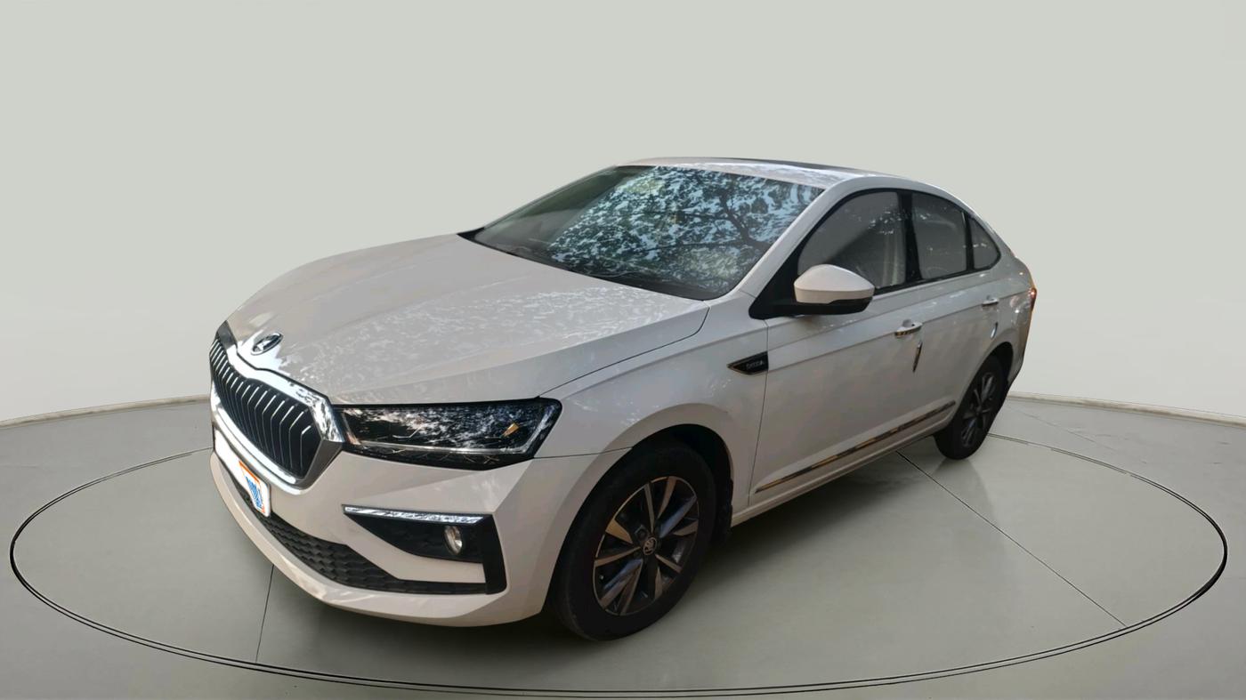 2022 Skoda SLAVIA STYLE 1.0L TSI MT, Petrol, Manual, 65,500 km, exterior
