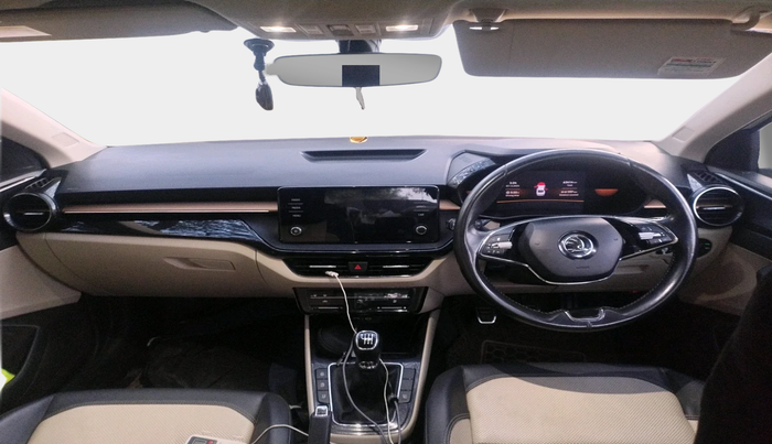 2022 Skoda SLAVIA STYLE 1.0L TSI MT, Petrol, Manual, 63,414 km, interior