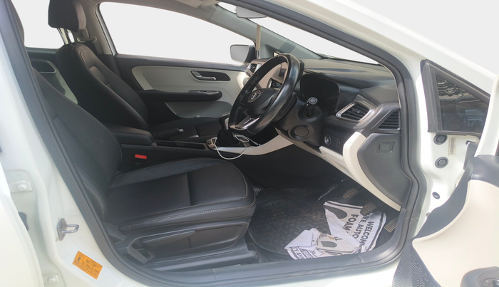 2022 Tata ALTROZ XZ PLUS PETROL, Petrol, Manual, 35,162 km, interior