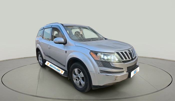 2014 Mahindra XUV500 W8, Diesel, Manual, 1,13,922 km, exterior