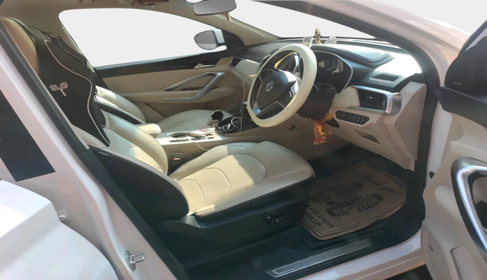 2022 MG HECTOR SHARP 1.5 PETROL CVT, Petrol, Automatic, 30,800 km, interior