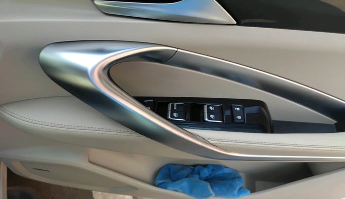 2022 MG HECTOR SHARP 1.5 PETROL CVT, Petrol, Automatic, 30,800 km, interior