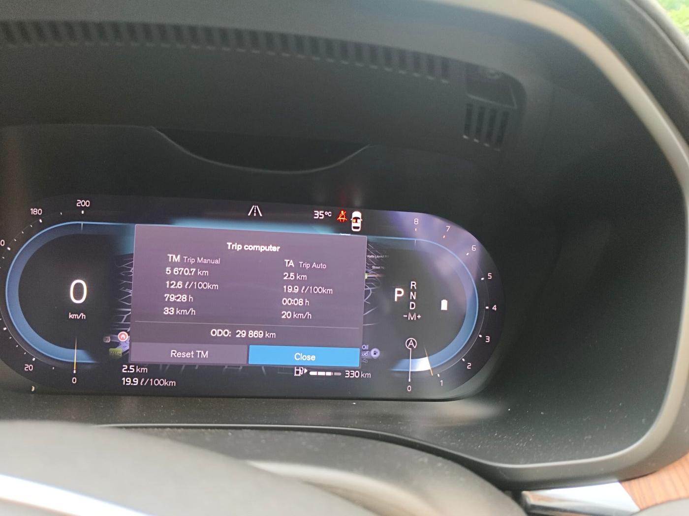 2024 Volvo XC 60 B5 ULTIMATE, Petrol, Automatic, 30,900 km, interior