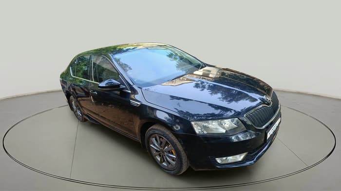 2015 Skoda Octavia 2.0 TDI CR AMBITION, Diesel, Manual, 1,33,668 km, exterior