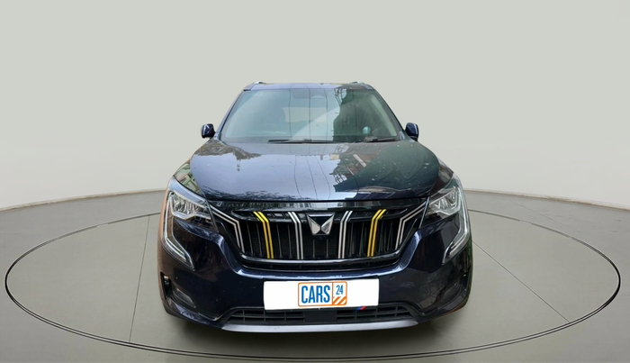 2023 Mahindra XUV700 AX 7 LUXURY D AT 7 STR, Diesel, Automatic, 42,072 km, exterior
