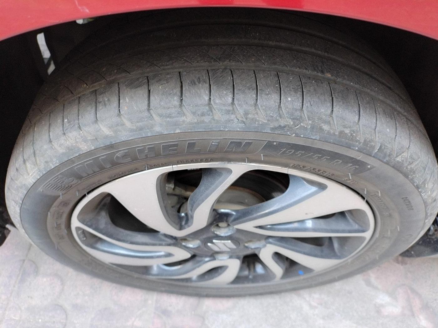 2019 Maruti Baleno ALPHA CVT PETROL 1.2, Petrol, Automatic, 1,14,851 km, tyre