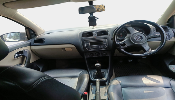 2011 Volkswagen Polo TRENDLINE 1.2L DIESEL, Diesel, Manual, 1,34,113 km, interior