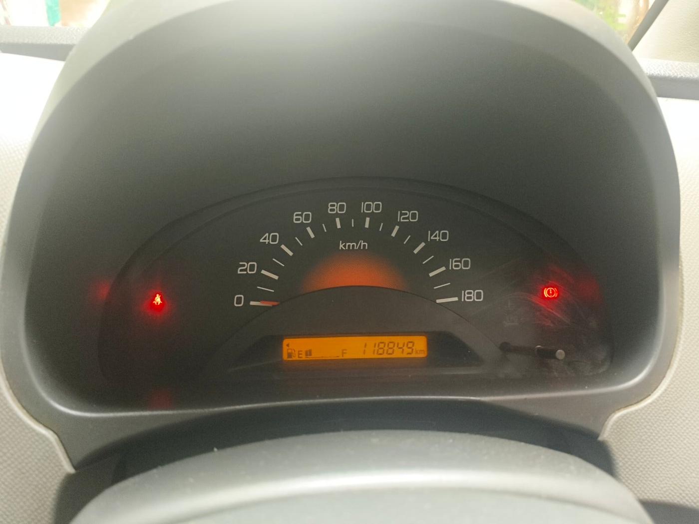 2011 Maruti Wagon R 1.0 LXI LPG, Petrol, Manual, 1,18,849 km, interior