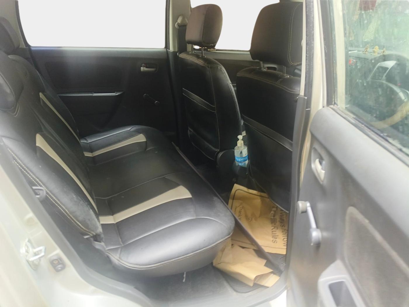 2011 Maruti Wagon R 1.0 LXI LPG, Petrol, Manual, 1,18,849 km, interior