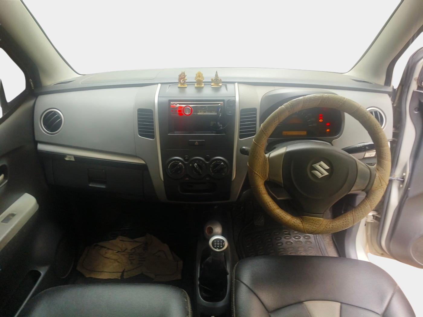 2011 Maruti Wagon R 1.0 LXI LPG, Petrol, Manual, 1,18,849 km, interior