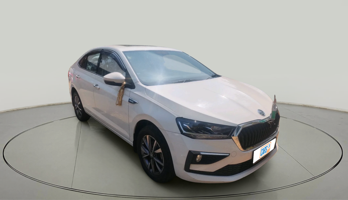 2023 Skoda SLAVIA STYLE 1.0L TSI MT, Petrol, Manual, 18,617 km, exterior