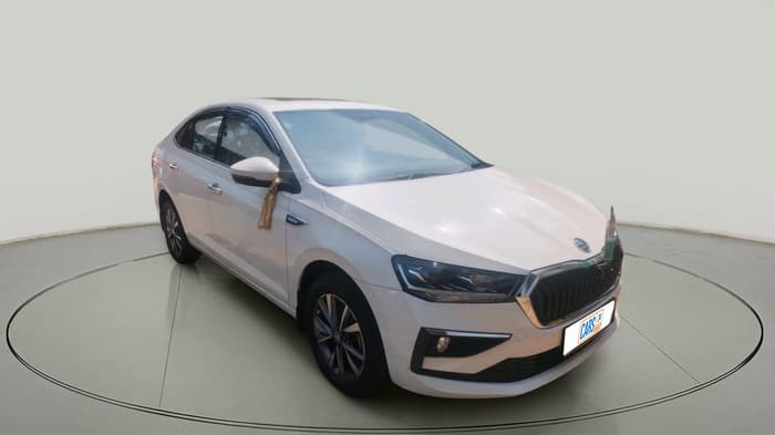 2023 Skoda SLAVIA STYLE 1.0L TSI MT, Petrol, Manual, 18,617 km, exterior