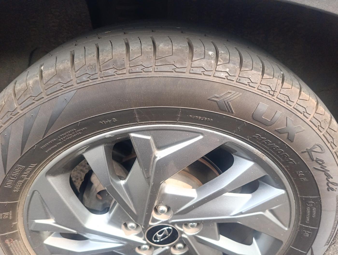 2022 Hyundai Creta SX (O) 1.4 TURBO DCT, Petrol, Automatic, 43,733 km, tyre