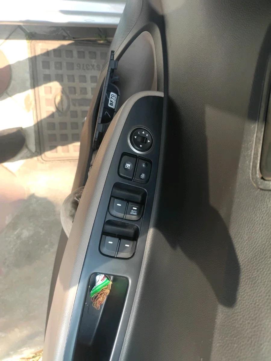 2017 Hyundai Grand i10 MAGNA 1.2 KAPPA VTVT, Petrol, Manual, 64,806 km, interior