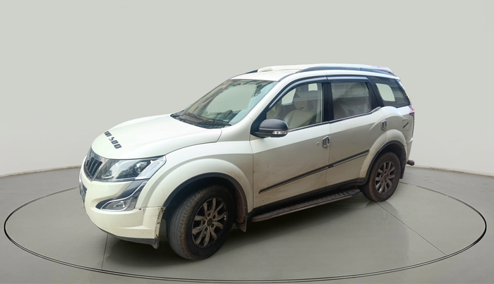 2016 Mahindra XUV500 W8, Diesel, Manual, 1,28,819 km, exterior