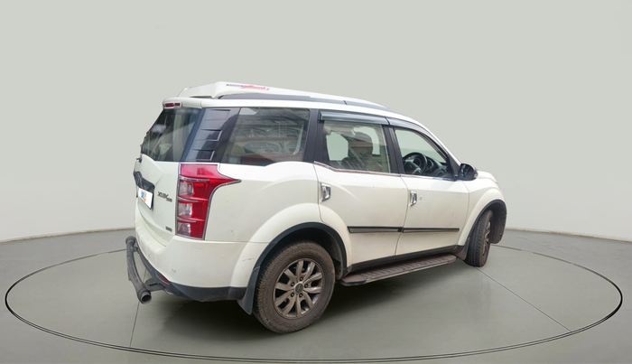 2016 Mahindra XUV500 W8, Diesel, Manual, 1,28,819 km, exterior
