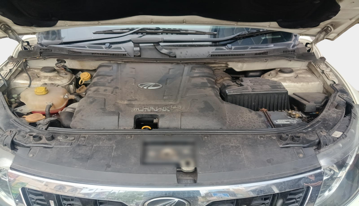 2016 Mahindra XUV500 W8, Diesel, Manual, 1,28,819 km, exterior