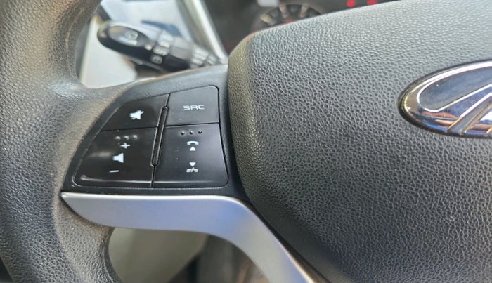 2017 Mahindra Kuv100 K8 6 STR, Petrol, Manual, 67,175 km, interior