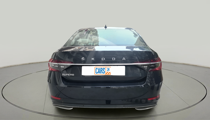 2021 Skoda Superb L&K 2.0 TSI AT, Petrol, Automatic, 32,524 km, exterior