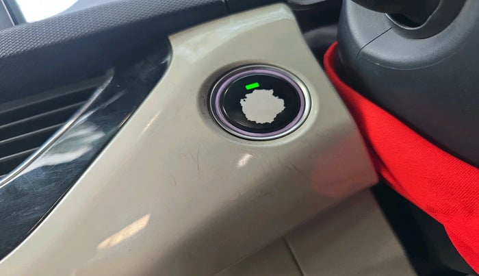 2021 Tata NEXON XZ PLUS PETROL SUNROOF, Petrol, Manual, 1,00,136 km, interior