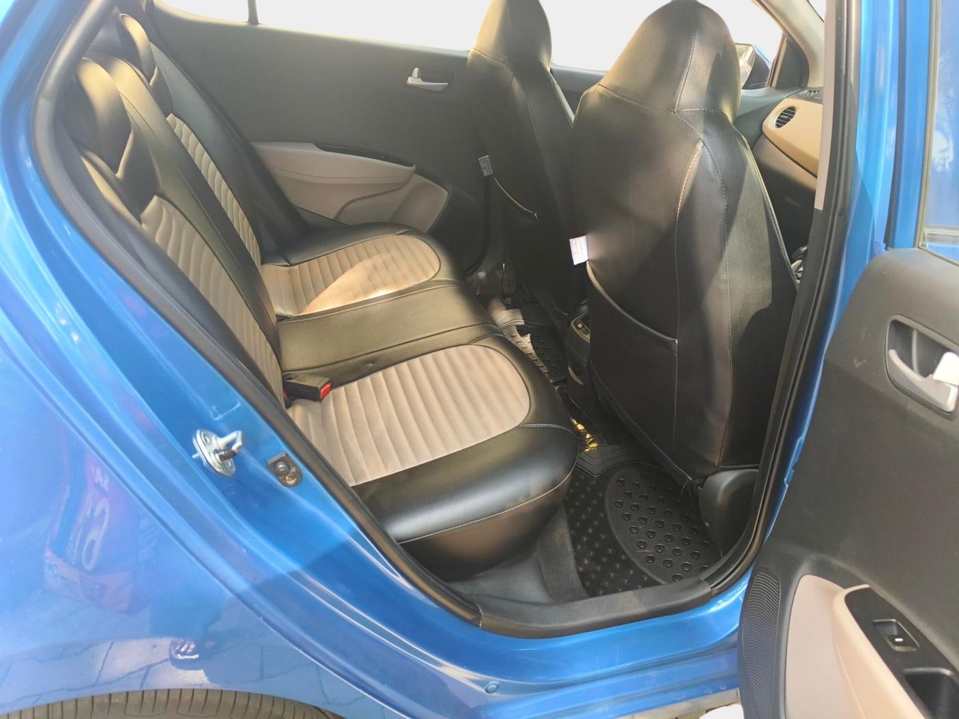 2018 Hyundai Grand i10 SPORTZ AT 1.2 KAPPA VTVT, Petrol, Automatic, 1,10,111 km, interior