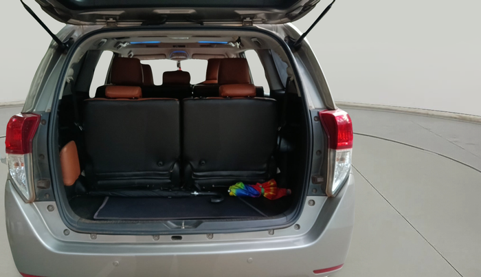 2019 Toyota Innova Crysta 2.4 VX 7 STR, Diesel, Manual, 1,61,432 km, exterior