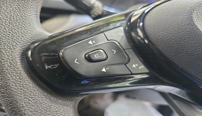 2020 Tata NEXON XM SUNROOF PETROL, Petrol, Manual, 53,005 km, interior