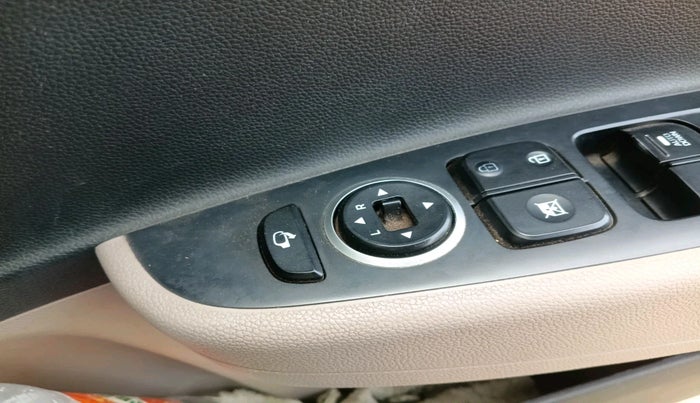 2014 Hyundai Grand i10 SPORTZ 1.2 KAPPA VTVT, Petrol, Manual, 35,069 km, interior