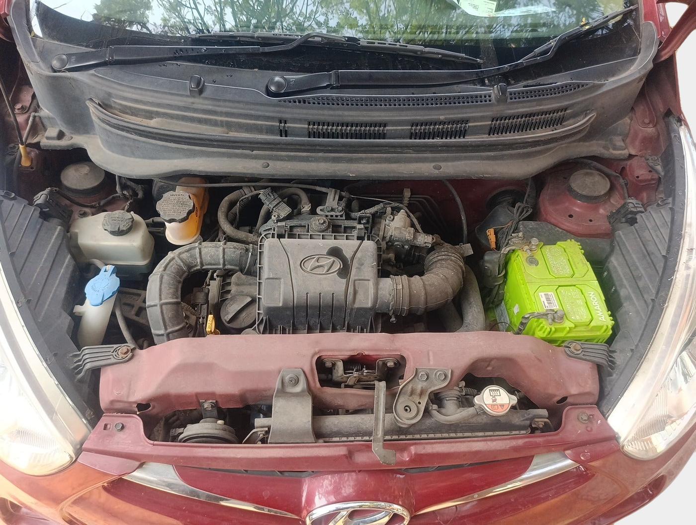2016 Hyundai Eon MAGNA + AIRBAG, Petrol, Manual, 23,774 km, exterior