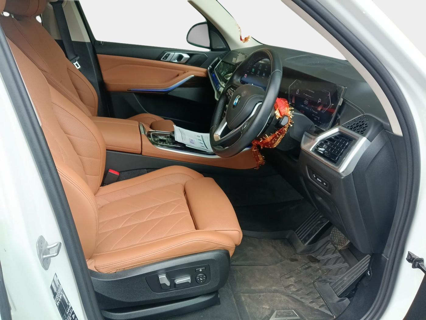 2024 BMW X5 X5 X Drive 40I XLINE, Petrol, Automatic, 2,652 km, interior