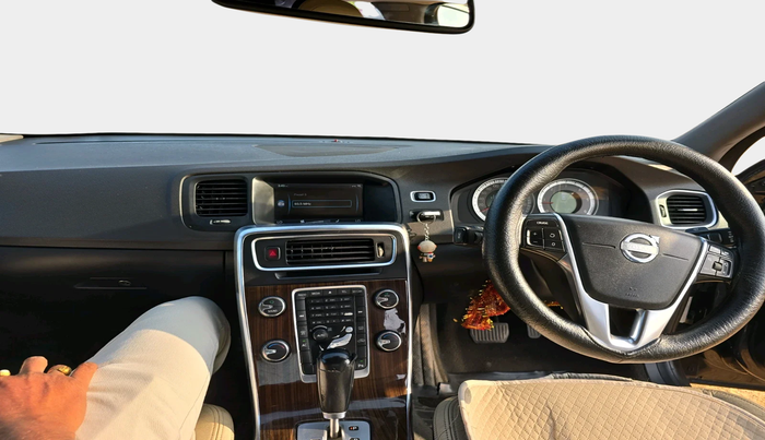 2012 Volvo S60 SUMMUM D5, Diesel, Automatic, 1,19,126 km, interior