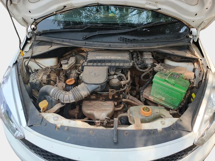 2016 Tata Tiago XZ PETROL, Petrol, Manual, 1,39,863 km, exterior