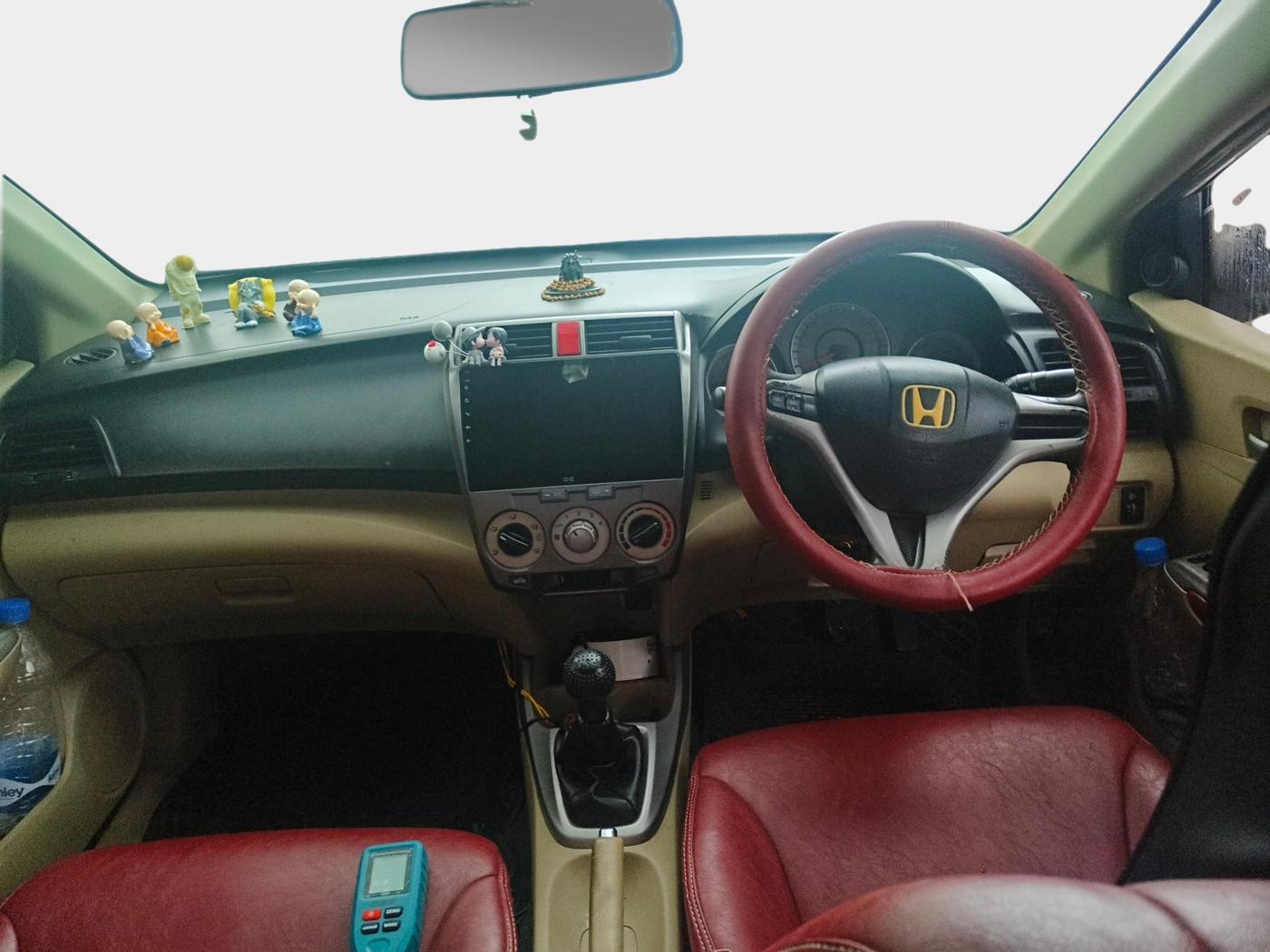 2011 Honda City 1.5L I-VTEC V MT, Petrol, Manual, 1,21,230 km, interior