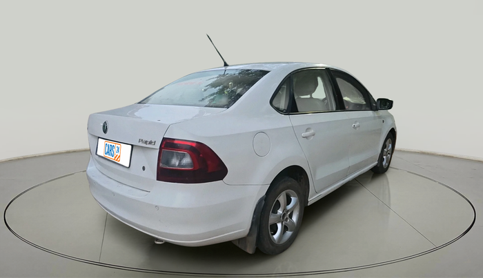 2012 Skoda Rapid AMBITION 1.6 TDI CR MT, Diesel, Manual, 1,73,841 km, exterior
