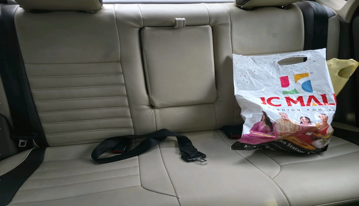 2012 Skoda Rapid AMBITION 1.6 TDI CR MT, Diesel, Manual, 1,73,841 km, interior