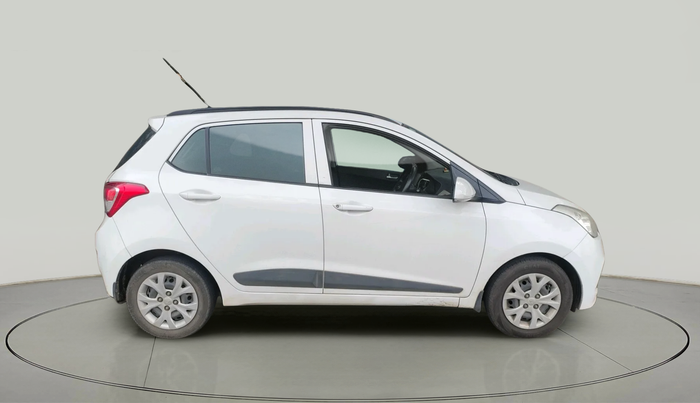 2015 Hyundai Grand i10 SPORTZ 1.1 CRDI, Diesel, Manual, 1,04,000 km, exterior