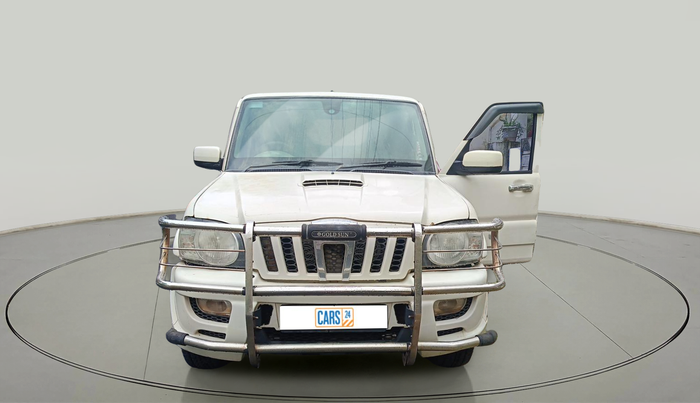 2014 Mahindra Scorpio VLX 2WD, Diesel, Manual, 1,72,346 km, exterior