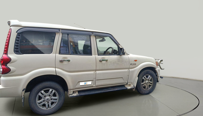 2014 Mahindra Scorpio VLX 2WD, Diesel, Manual, 1,72,346 km, exterior