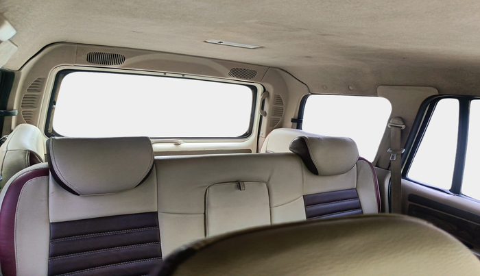 2014 Mahindra Scorpio VLX 2WD, Diesel, Manual, 1,72,346 km, interior