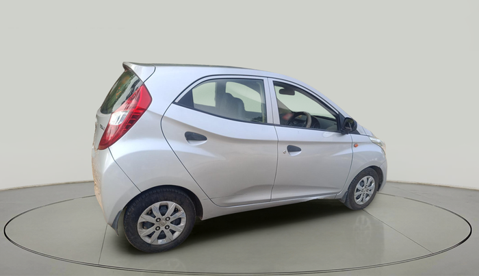 2018 Hyundai Eon MAGNA +, Petrol, Manual, 67,302 km, exterior