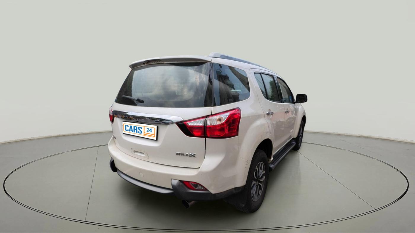 2017 ISUZU MU-X 4x2 AT, Diesel, Automatic, 1,77,002 km, exterior